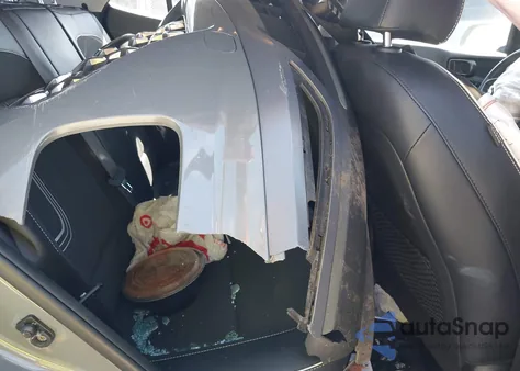 2022 Hyundai Venue Limited z USA, uszkodzony, nr VIN KMHRC8A32NU202534